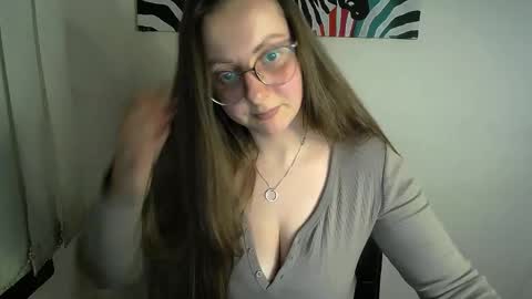 Snapshot of _annabelle_lee chatting on 01-10-26, 08:43 Anna online show from 01-10-26, 08:43