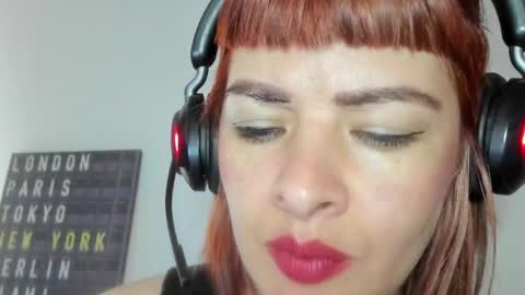 antonia online show from 02-11-26, 01:38