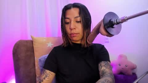 _antonella_dreams online show from 12-17-25, 03:29