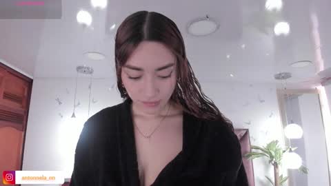 antonnela online show from 12-15-25, 02:43