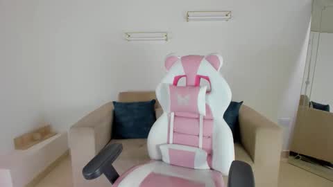    online show from 09-12-25, 12:16