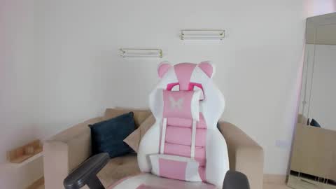    online show from 10-09-25, 12:14