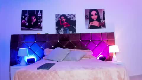 Ariana  online show from 02-13-25, 12:21