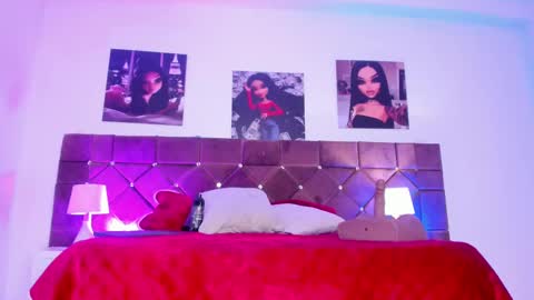 Ariana  online show from 03-08-25, 04:34