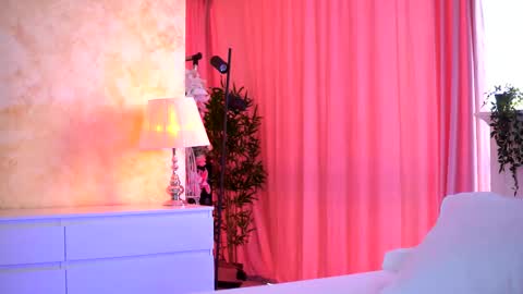 Arielle online show from 11-25-25, 09:42