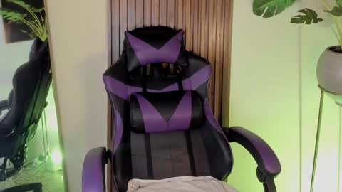   online show from 03-03-26, 12:44