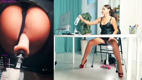 Snapshot of _artporno_ chatting on 10-09-25, 01:25 _artporno_ online show from 10-09-25, 01:25