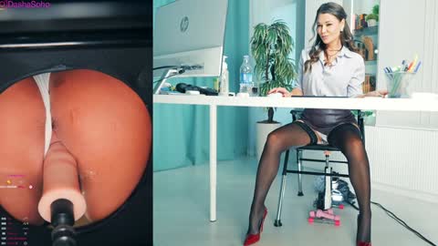 Snapshot of _artporno_ chatting on 10-11-25, 01:27 _artporno_ online show from 10-11-25, 01:27