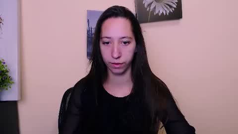 Snapshot of _astraia_ chatting on 07-13-26, 07:11 _astraia_ online show from 07-13-26, 07:11