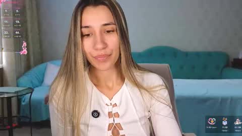 _aura_18 online show from 03-11-26, 04:18