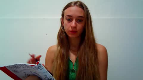 Snapshot of _aurora_sweet chatting on 09-10-25, 09:09 _aurora_sweet online show from 09-10-25, 09:09