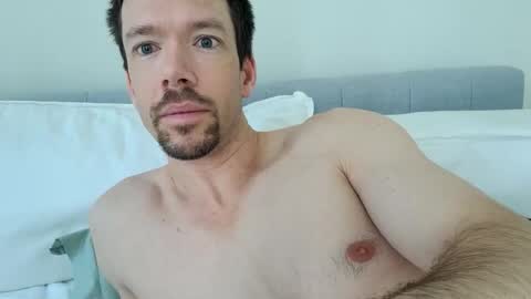 Snapshot of _b_h_c_ chatting on 11-27-25, 08:00 _b_h_c_ online show from 11-27-25, 08:00