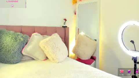 Snapshot of _baihiiti_ chatting on 06-23-26, 02:20 Sara independent model online show from 06-23-26, 02:20