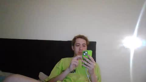 Snapshot of _bbyboy chatting on 11-09-25, 12:42 bbyboy online show from 11-09-25, 12:42