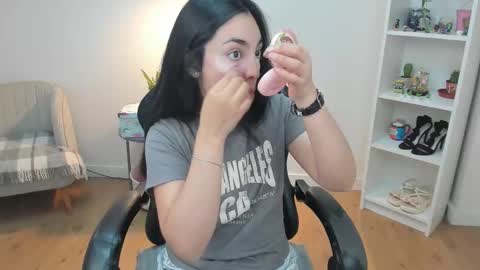 Bella Evans online show from 03-03-26, 05:46