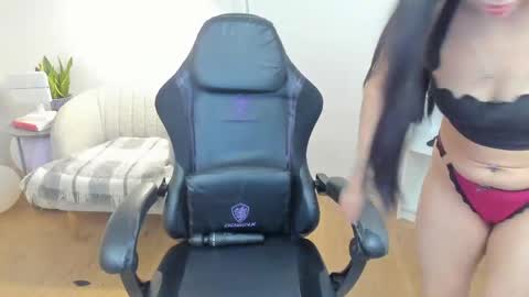 Bella Evans online show from 04-18-26, 05:22