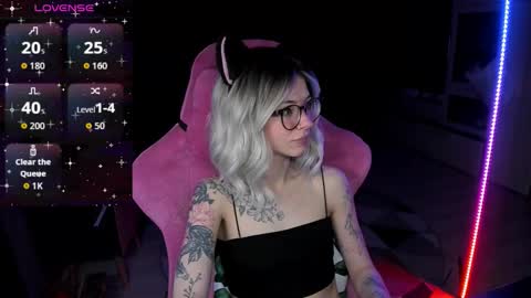 Olivia Subscribe to my Fansly -   online show from 02-16-26, 12:07