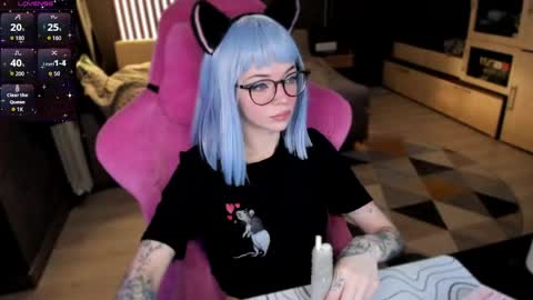 Olivia Subscribe to my Fansly -   online show from 04-20-26, 12:02