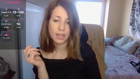 Snapshot of _blackpearl chatting on 02-09-26, 09:24 Laura online show from 02-09-26, 09:24