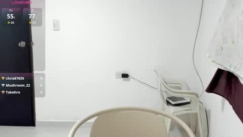 Snapshot of _blairwest_ chatting on 11-07-25, 11:16 _blairwest_ online show from 11-07-25, 11:16