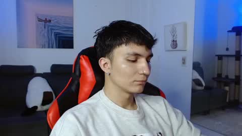 Snapshot of _blakee chatting on 01-28-25, 07:00 B L A K E online show from 01-28-25, 07:00