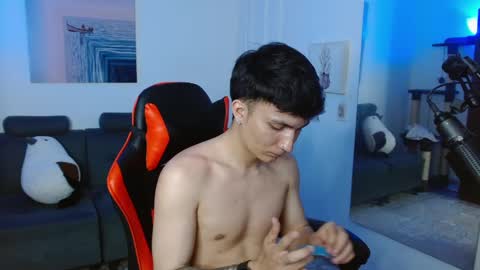 Snapshot of _blakee chatting on 03-01-25, 04:37 B L A K E online show from 03-01-25, 04:37