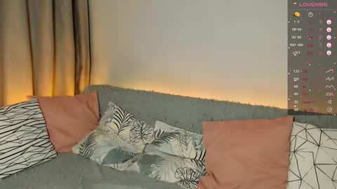 Elizabeth online show from 11-25-25, 11:05