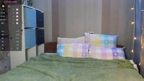 Snapshot of _blonde_barbie_ chatting on 05-16-26, 09:24 Elizabeth online show from 05-16-26, 09:24