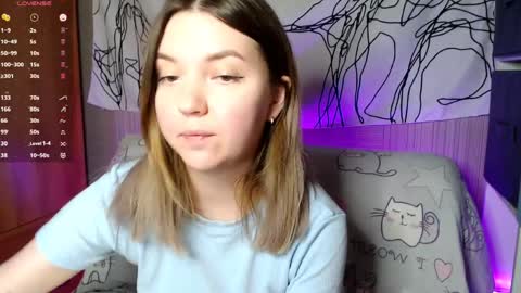 Snapshot of _blonde_barbie_ chatting on 05-24-26, 06:46 Elizabeth online show from 05-24-26, 06:46