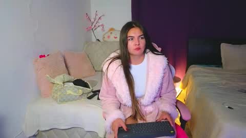 Snapshot of _bonnie_1 chatting on 02-09-26, 03:21 Bonnie online show from 02-09-26, 03:21