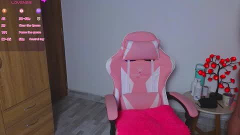 Bonnie online show from 03-20-26, 02:16