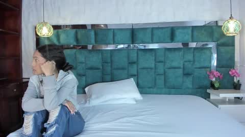 _bonnyandclyde online show from 03-29-26, 01:00