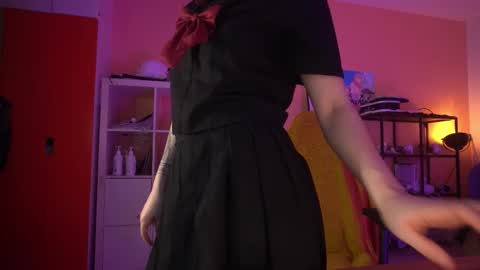 Bramble online show from 12-14-25, 01:05