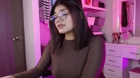   online show from 09-14-25, 05:50