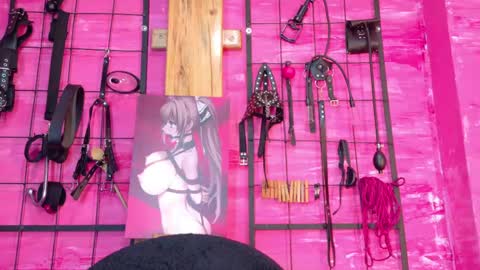 Snapshot of _candy_bdsm_ chatting on 06-09-26, 01:12 Bella online show from 06-09-26, 01:12