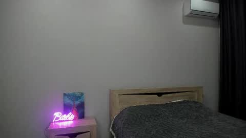   online show from 04-18-26, 09:15