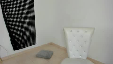 Snapshot of _careless_whisper_ chatting on 03-04-25, 11:32 _careless_whisper_ online show from 03-04-25, 11:32