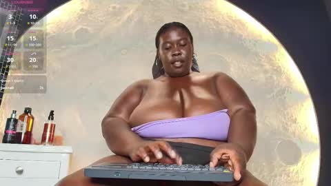 Snapshot of _carolinagomez chatting on 11-10-25, 07:35 Caro. online show from 11-10-25, 07:35