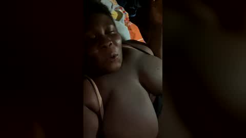 Caro. online show from 04-12-26, 08:58