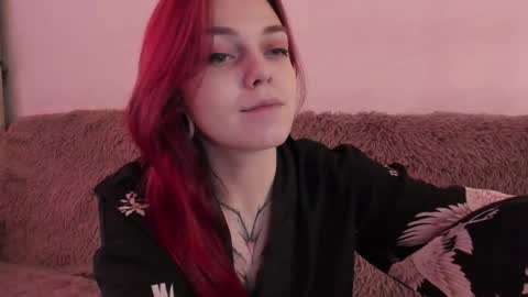 Snapshot of _caroline_coy chatting on 02-10-26, 11:36 Caroline online show from 02-10-26, 11:36