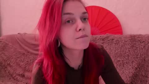 Snapshot of _caroline_coy chatting on 02-25-26, 12:04 Caroline online show from 02-25-26, 12:04