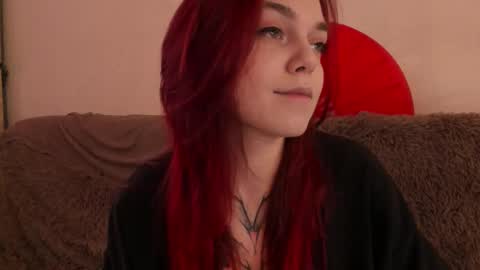 Snapshot of _caroline_coy chatting on 02-26-26, 11:53 Caroline online show from 02-26-26, 11:53