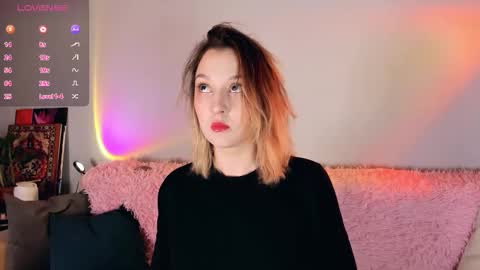 Snapshot of _ccrystaa_ chatting on 12-01-25, 05:34 Christina Chris online show from 12-01-25, 05:34