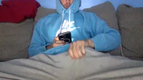 Snapshot of _centaur_007 chatting on 12-02-25, 06:36 Centaur online show from 12-02-25, 06:36