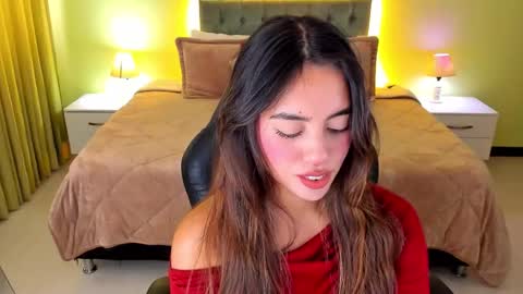 Snapshot of _charlotte_evans_2 chatting on 09-24-25, 09:07 Charlote online show from 09-24-25, 09:07