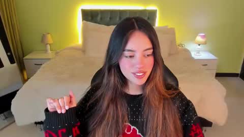 Charlote online show from 11-13-25, 10:52