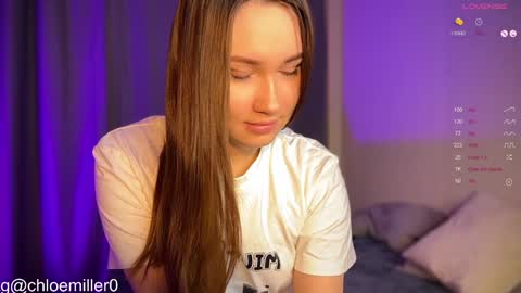 Snapshot of _chloe_miller_ chatting on 12-23-24, 03:07 _chloe_miller_ online show from 12-23-24, 03:07