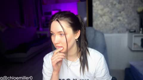 Snapshot of _chloe_miller_ chatting on 02-01-25, 01:55 _chloe_miller_ online show from 02-01-25, 01:55