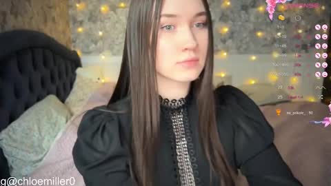 Snapshot of _chloe_miller_ chatting on 02-20-25, 05:07 _chloe_miller_ online show from 02-20-25, 05:07