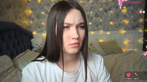 Snapshot of _chloe_miller_ chatting on 02-28-25, 08:28 _chloe_miller_ online show from 02-28-25, 08:28